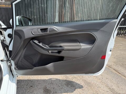Ford Fiesta BASE TDCI 18