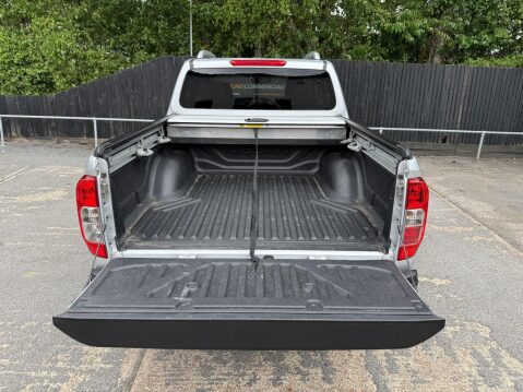 Nissan Navara DCI TEKNA 4X4 SHR DCB 46