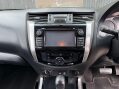 Nissan Navara DCI TEKNA 4X4 SHR DCB 31