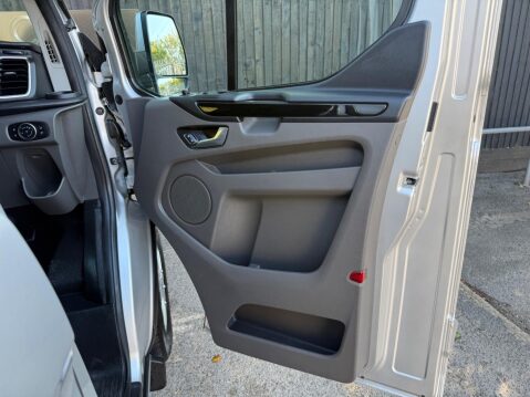 Ford Transit Custom 300 LIMITED P/V ECOBLUE 16