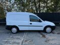 Vauxhall Combo 2000 CDTI 9