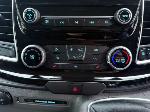 Ford Transit Custom 300 LIMITED P/V ECOBLUE 30