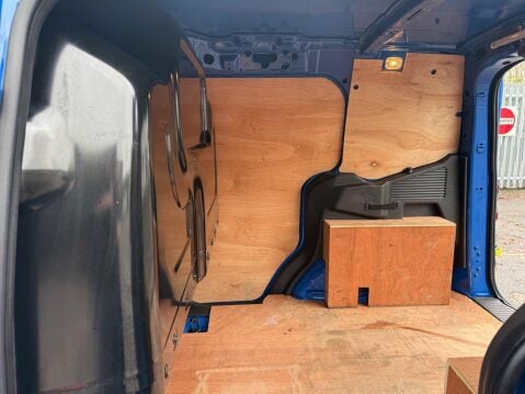 Ford Transit Courier TREND TDCI 32