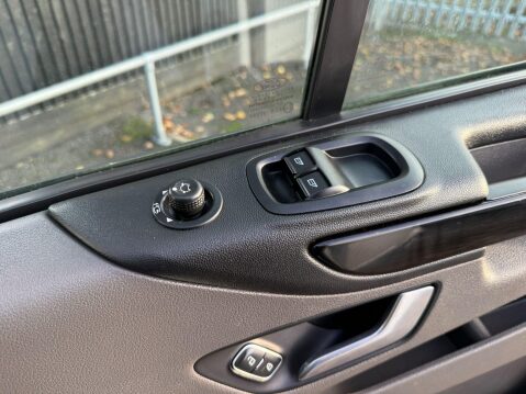 Ford Transit Custom 300 LIMITED P/V ECOBLUE 30