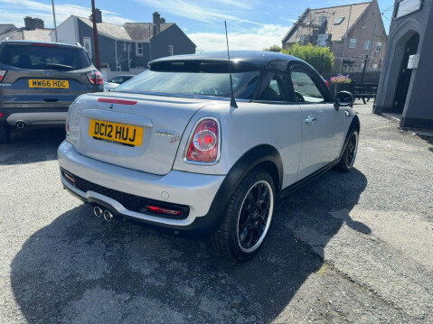 Mini Coupe COOPER SD 5