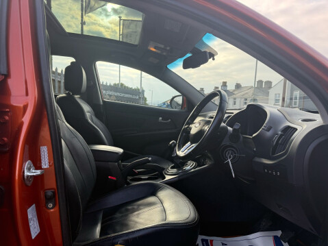 Kia Sportage CRDI 3 SAT NAV 8