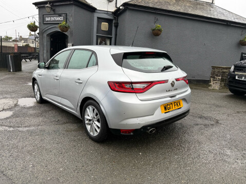 Renault Megane DYNAMIQUE NAV DCI 4
