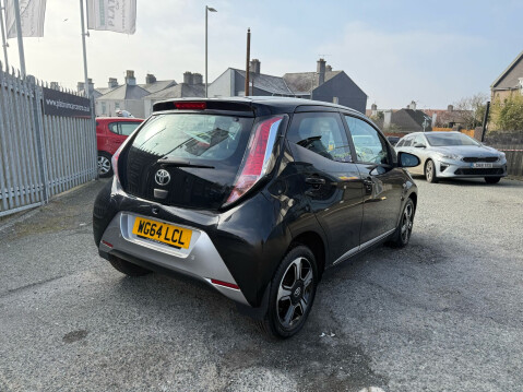 Toyota Aygo VVT-I X-CLUSIV 4