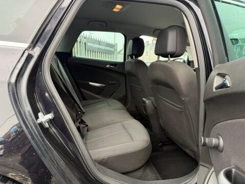 Vauxhall Astra SRI CDTI 9