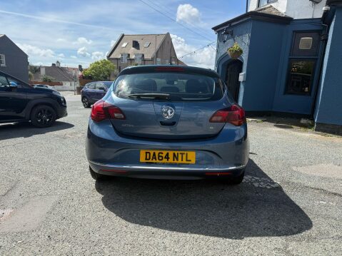 Vauxhall Astra ELITE 5