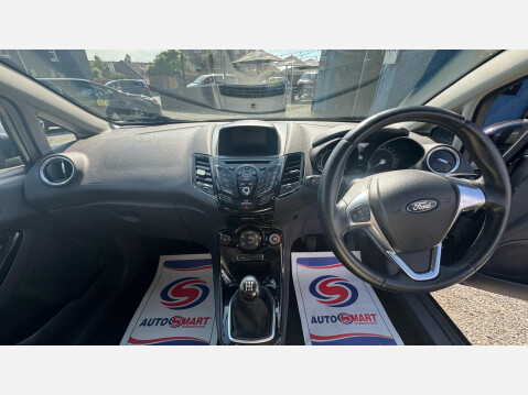 Ford Fiesta ZETEC 8