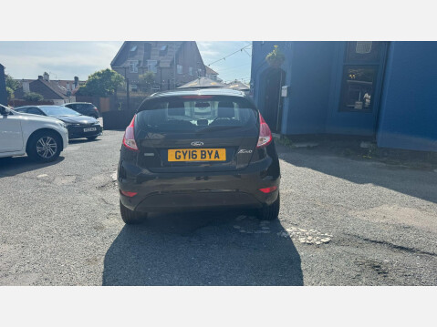 Ford Fiesta ZETEC 5