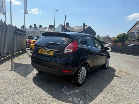 Ford Fiesta TITANIUM 8