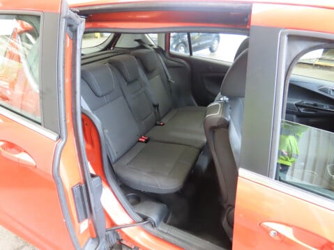 Ford B-Max TITANIUM 8