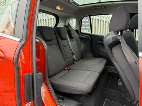 Ford B-Max TITANIUM 9