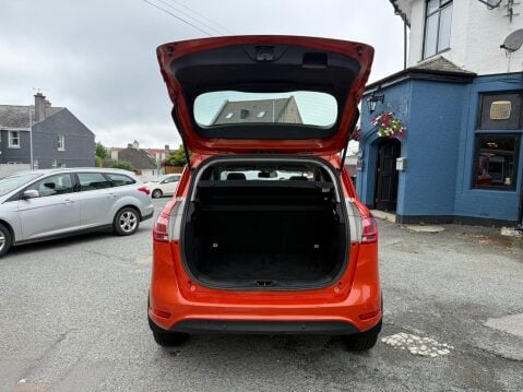Ford B-Max TITANIUM 10