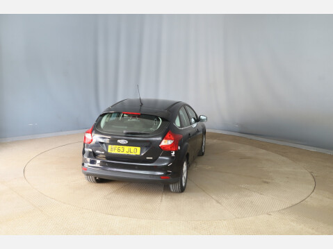 Ford Focus ZETEC TDCI 6