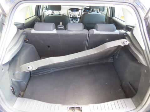 Ford Focus ZETEC TDCI 9