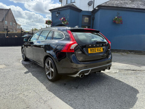 Volvo V60 DRIVE R-DESIGN S/S 7