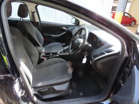 Ford Focus ZETEC TDCI 10