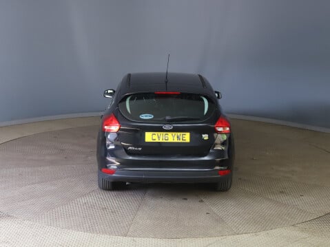 Ford Focus ZETEC TDCI 4