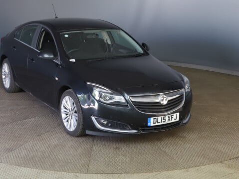 Vauxhall Insignia DESIGN 1