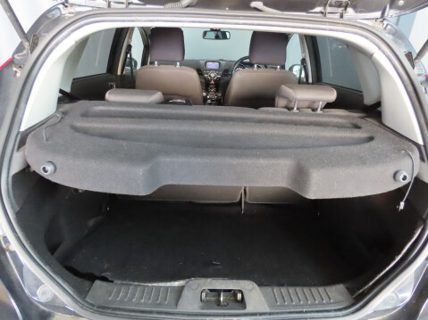 Ford Fiesta TITANIUM 9