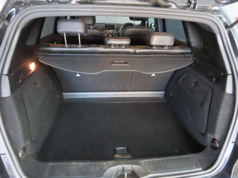 Mercedes-Benz B Class B180 BLUEEFFICIENCY SE 9