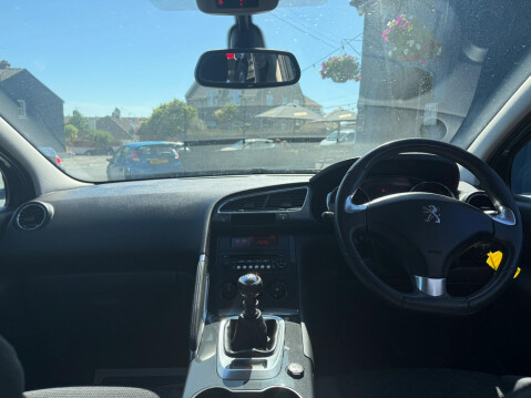 Peugeot 3008 HDI ACTIVE 8