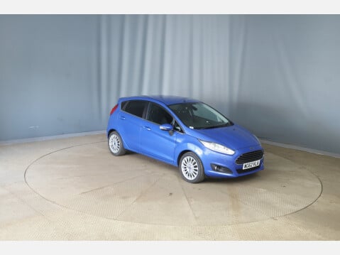 Ford Fiesta TITANIUM 1