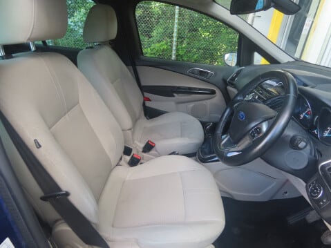 Ford B-Max TITANIUM 10