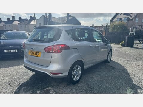 Ford B-Max ZETEC 12