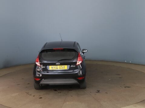 Ford Fiesta ZETEC 6