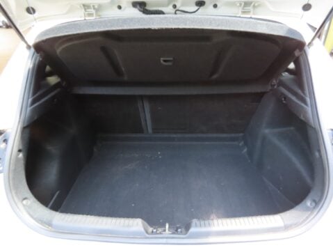 Hyundai i30 ACTIVE BLUE DRIVE CRDI 9