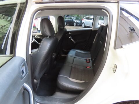 Peugeot 2008 E-HDI ALLURE 7