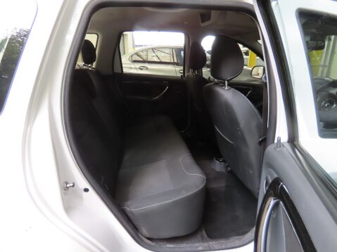 Dacia Duster LAUREATE DCI 8