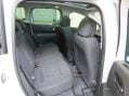 Peugeot 3008 ALLURE E-HDI FAP 8
