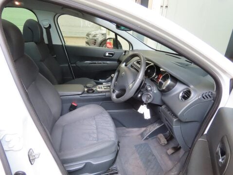 Peugeot 3008 ALLURE E-HDI FAP 10