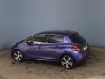 Peugeot 208 BLUE HDI GT LINE 5