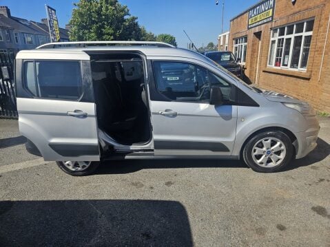 Ford Tourneo Connect ZETEC TDCI 11
