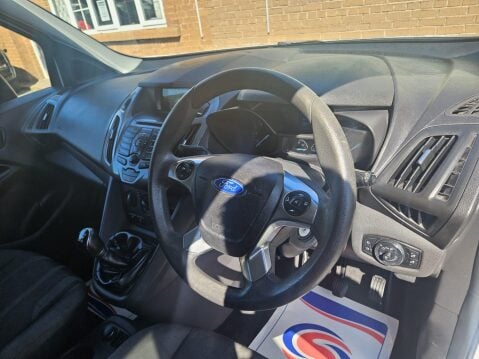 Ford Tourneo Connect ZETEC TDCI 15