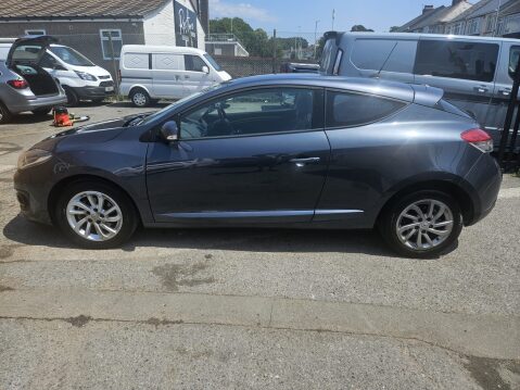 Renault Megane DYNAMIQUE NAV DCI 8