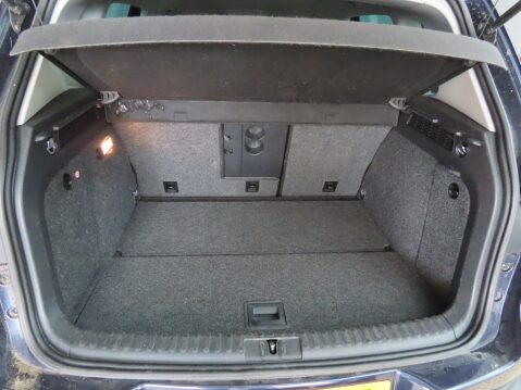 Volkswagen Tiguan SE TDI BLUEMOTION TECHNOLOGY 4MOTION 9