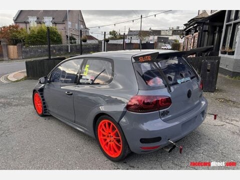 Volkswagen Golf GTI 5