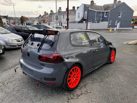 Volkswagen Golf GTI 18