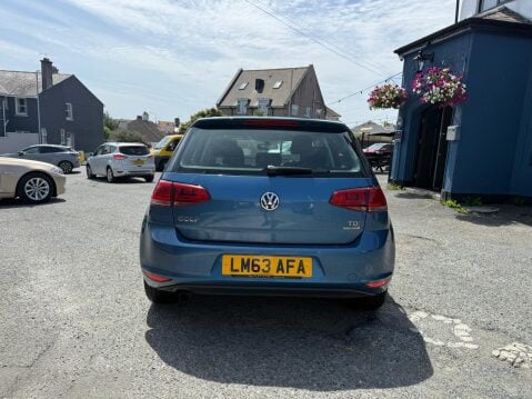 Volkswagen Golf SE TDI BLUEMOTION TECHNOLOGY DSG 4