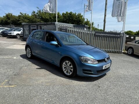 Volkswagen Golf SE TDI BLUEMOTION TECHNOLOGY DSG 1