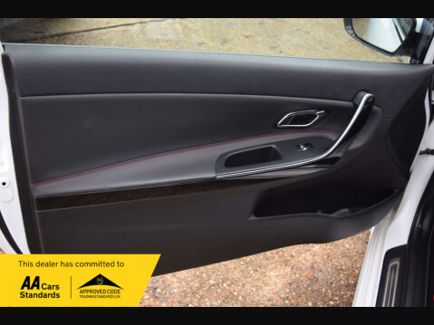 Kia Pro Ceed 1.6 Professional Ceed GT 3dr 23