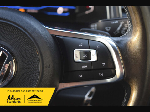 Volkswagen T-Roc 1.5 T-Roc R-Line TSi Evo Semi-Auto 5dr 57
