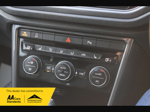 Volkswagen T-Roc 1.5 T-Roc R-Line TSi Evo Semi-Auto 5dr 63